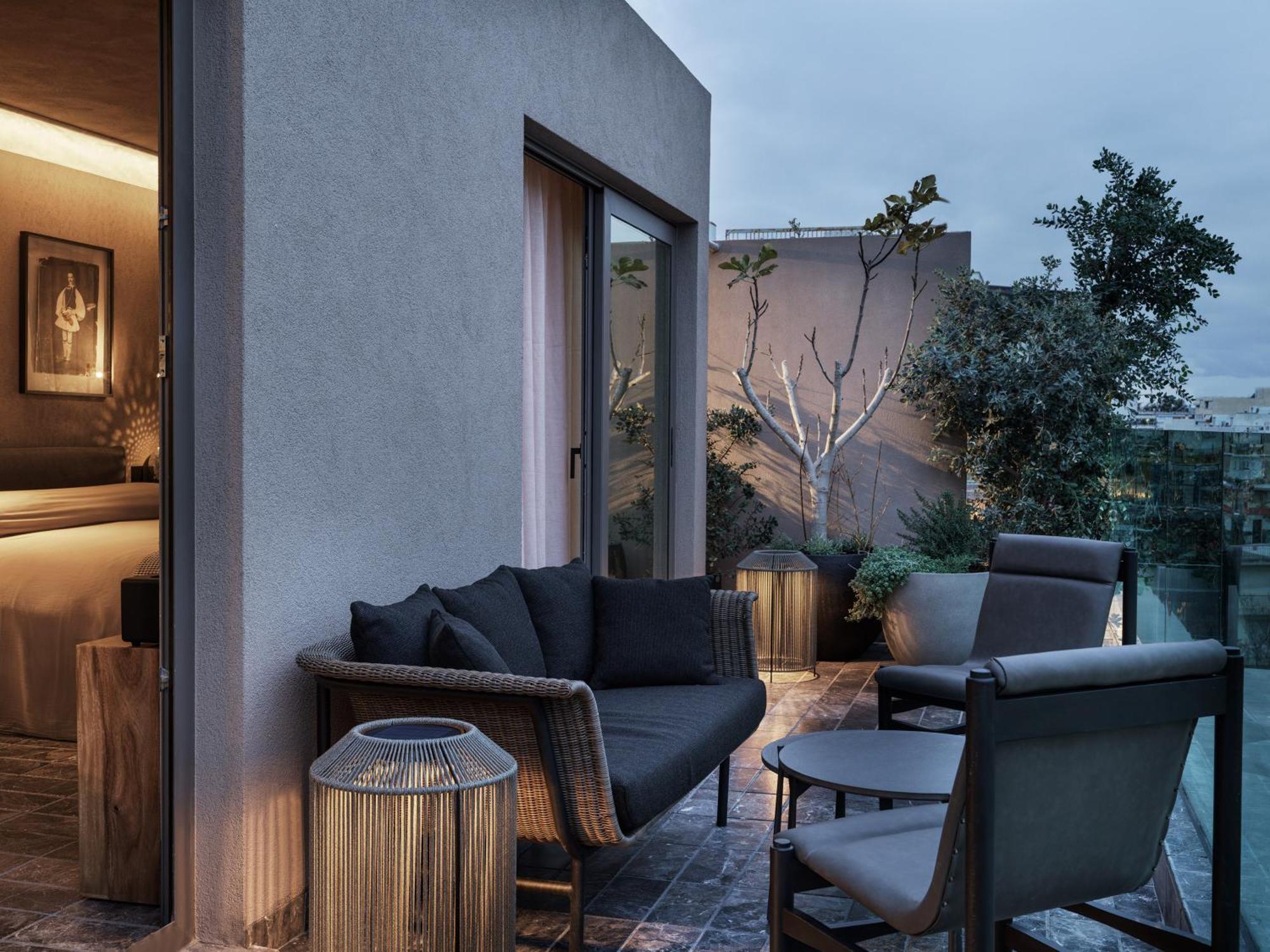 Hotel Monastik Living In Athina Atenas Exterior foto