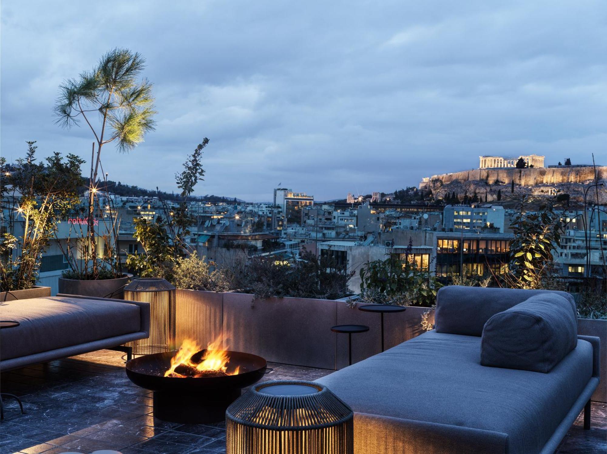 Hotel Monastik Living In Athina Atenas Exterior foto